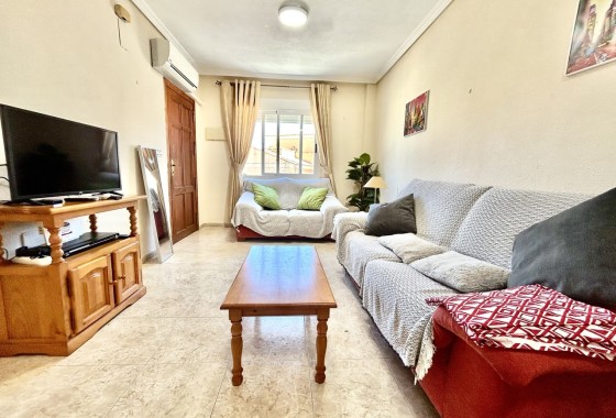 Sprzedaż - Apartament / Mieszkanie -
La Zenia - Costa Blanca