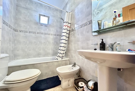 Sprzedaż - Apartament / Mieszkanie -
La Zenia - Costa Blanca