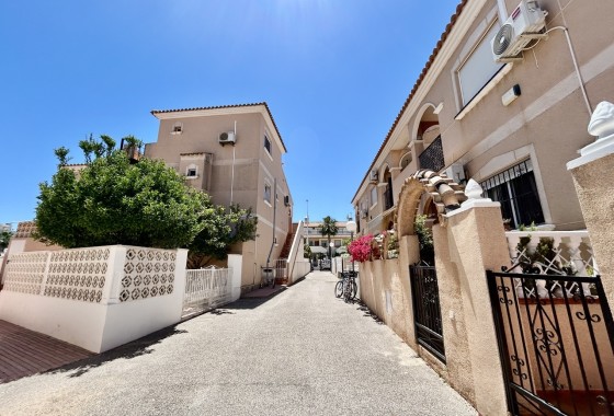 Sprzedaż - Apartament / Mieszkanie -
La Zenia - Costa Blanca