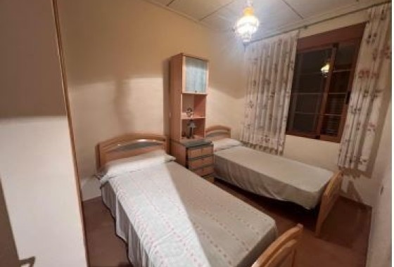 Revente - Villa mitoyenne -
Orihuela Costa - Punta Prima