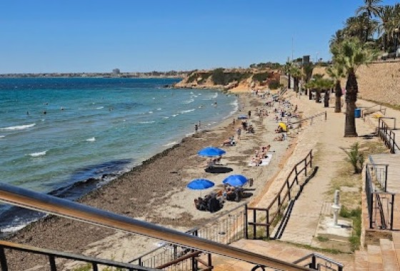 Revente - Villa mitoyenne -
Orihuela Costa - Punta Prima