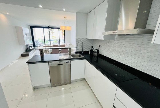 Revente - Appartement -
Punta Prima - Costa Blanca