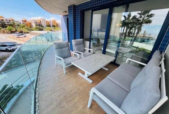 Revente - Appartement -
Punta Prima - Costa Blanca