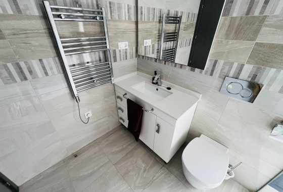 Revente - Appartement -
Punta Prima - Costa Blanca