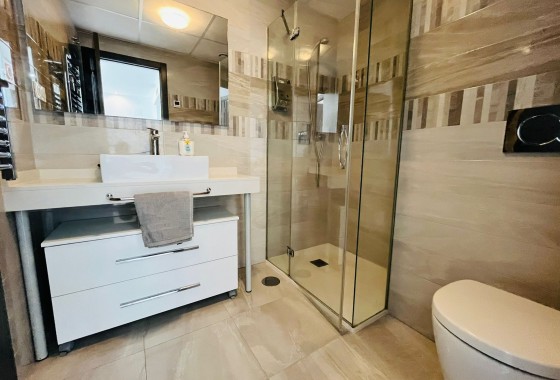 Revente - Appartement -
Punta Prima - Costa Blanca