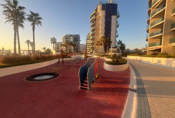Revente - Appartement -
Punta Prima - Costa Blanca