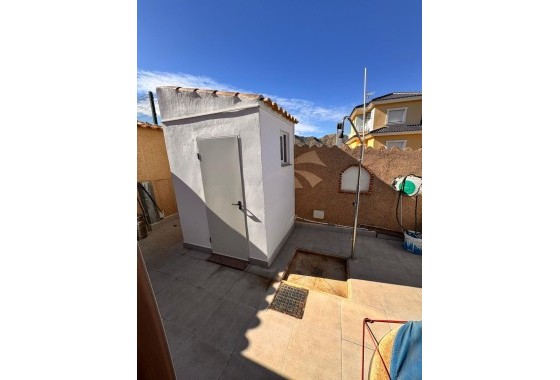 Resale - Detached Villa -
Cox