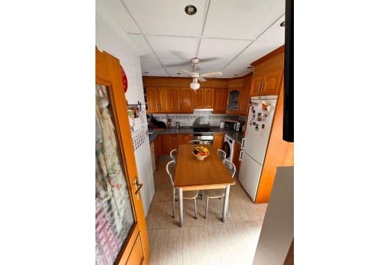 Resale - Detached Villa -
Cox