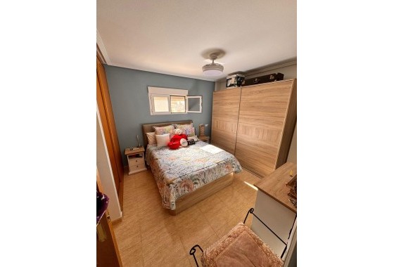 Resale - Detached Villa -
Cox