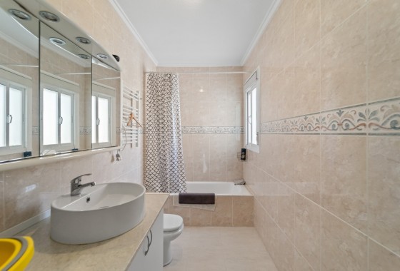 Revente - Villa Individuelle -
Benijofar - Monte Azul