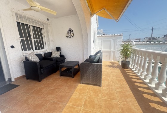 Herverkoop - Vrijstaande Villa -
San Miguel de Salinas - Eagles Nest
