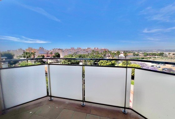 Sprzedaż - Apartament / Mieszkanie -
Torrevieja - Acequion