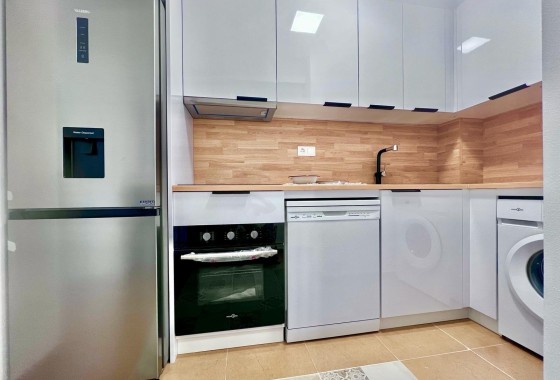 Sprzedaż - Apartament / Mieszkanie -
Torrevieja - Acequion