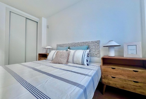 Sprzedaż - Apartament / Mieszkanie -
Torrevieja - Acequion
