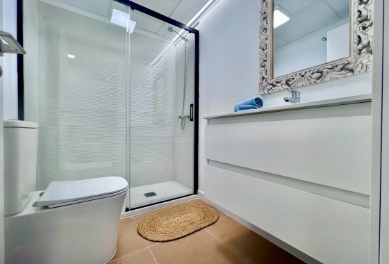 Sprzedaż - Apartament / Mieszkanie -
Torrevieja - Acequion