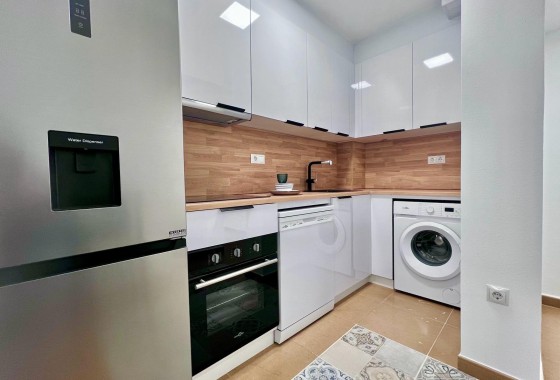 Revente - Appartement -
Torrevieja - Acequion
