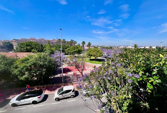 Revente - Appartement -
Torrevieja - Acequion