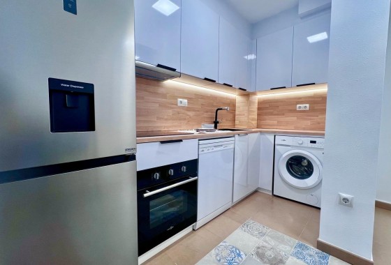 Revente - Appartement -
Torrevieja - Acequion