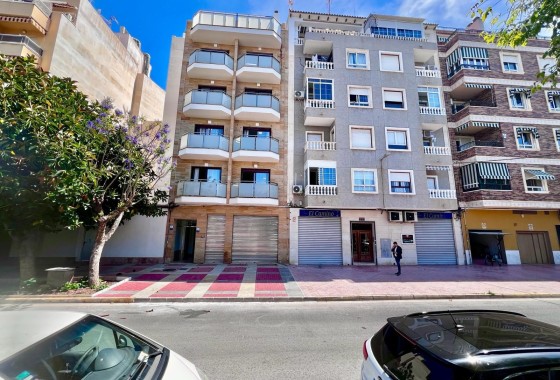 Revente - Appartement -
Torrevieja - Acequion
