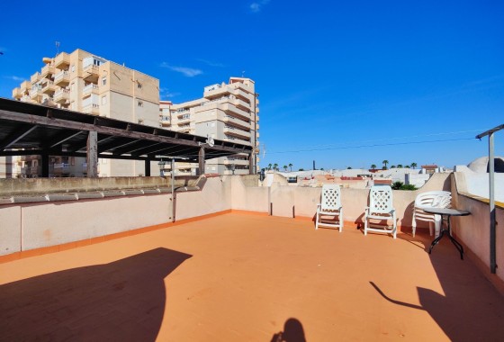 Sprzedaż - Dom miejski -
Torrevieja - Nueva Torrevieja