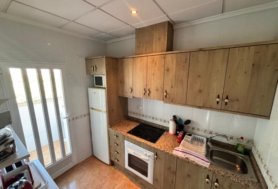 Resale - Wohnung / Apartment -
Benejúzar
