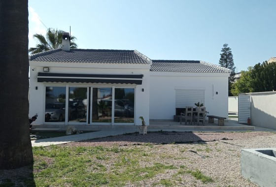 Revente - Villa individuelle -
Lomas de Cabo Roig