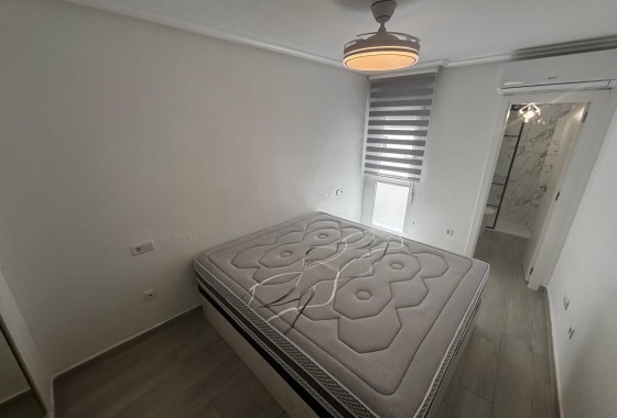 Wiederverkauf - Wohnung / Apartment -
Guardamar del Segura