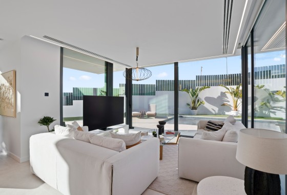 Obra Nueva - Chalet Independiente -
Benidorm