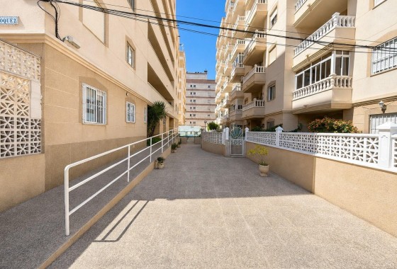 Sprzedaż - Apartament / Mieszkanie -
Torrevieja - Nueva Torrevieja