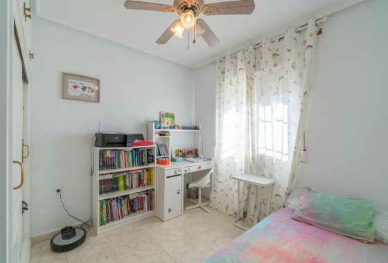 Revente - Villa mitoyenne -
Orihuela Costa - Punta Prima