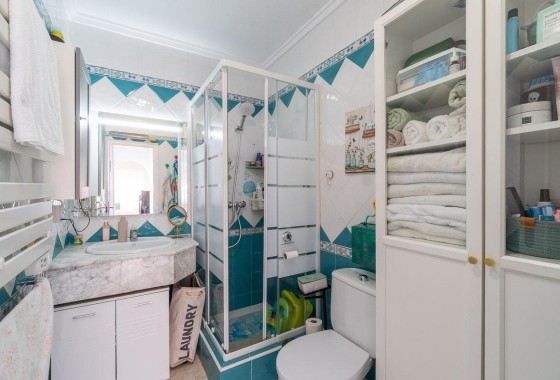 Revente - Villa mitoyenne -
Orihuela Costa - Punta Prima