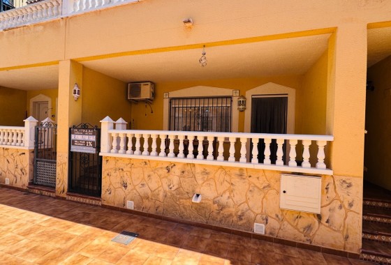 Resale - Wohnung / Apartment -
Orihuela
