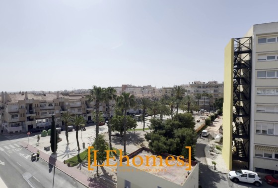 Venta - Apartamento / Piso -
Torrevieja - Costa Blanca