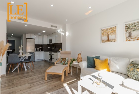 Herverkoop - Appartement / Flat -
Torrevieja - Costa Blanca