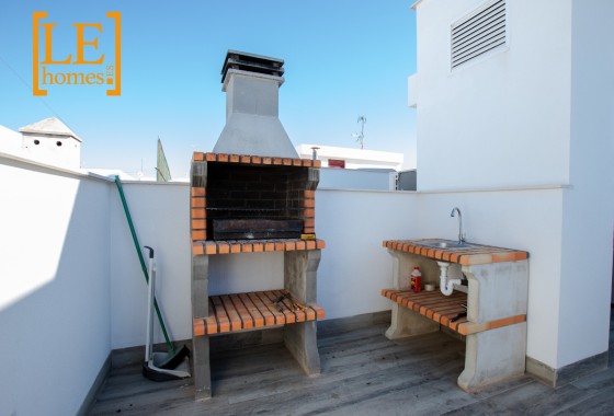 Herverkoop - Appartement / Flat -
Torrevieja - Costa Blanca