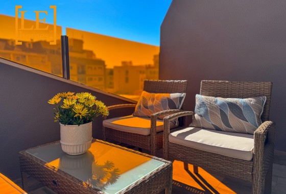 Herverkoop - Appartement / Flat -
Torrevieja - Costa Blanca