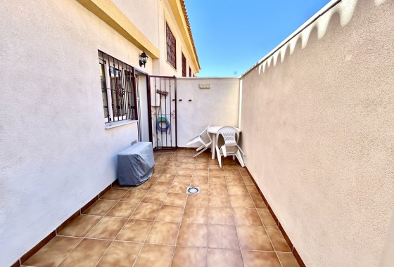 Sprzedaż - Apartament / Mieszkanie -
La Zenia - Costa Blanca