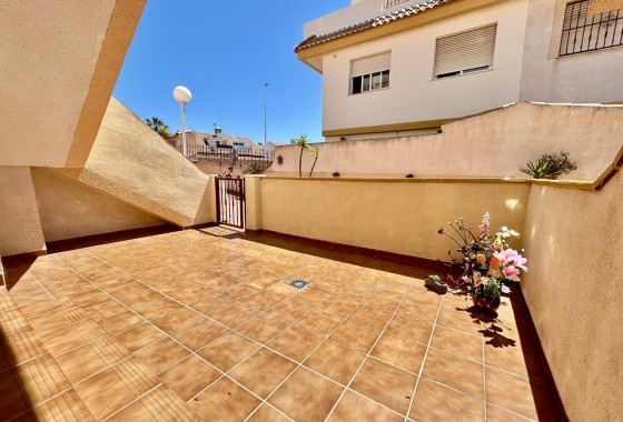 Sprzedaż - Apartament / Mieszkanie -
La Zenia - Costa Blanca