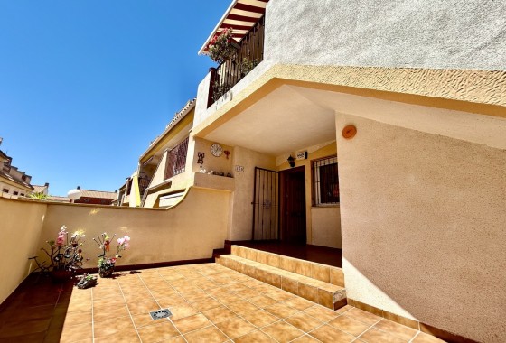 Sprzedaż - Apartament / Mieszkanie -
La Zenia - Costa Blanca