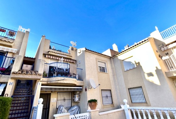 Sprzedaż - Apartament / Mieszkanie -
Torrevieja - Costa Blanca