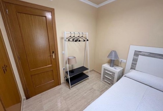 Sprzedaż - Apartament / Mieszkanie -
Guardamar del Segura - puerto deportivo