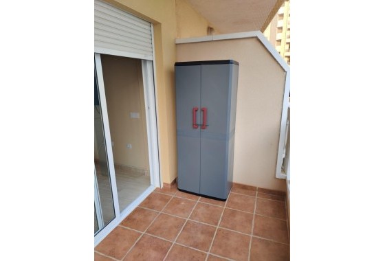 Sprzedaż - Apartament / Mieszkanie -
Guardamar del Segura - puerto deportivo