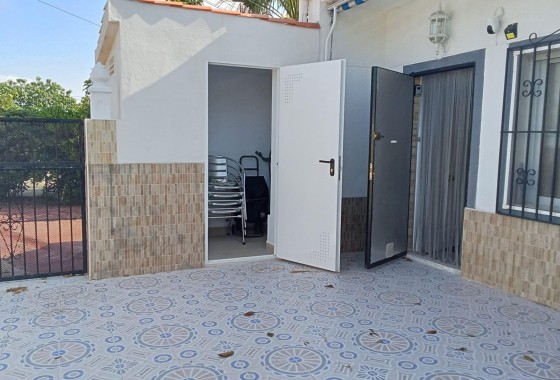 Revente - Appartement -
Torrevieja - Torretas