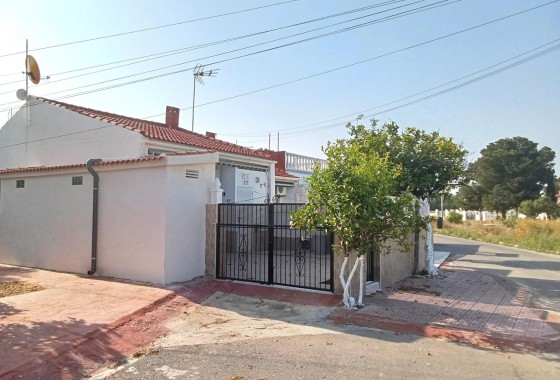 Revente - Appartement -
Torrevieja - Torretas