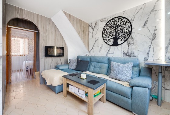 Resale - Wohnung / Apartment -
Torrevieja - La Siesta - El Salado - Torreta