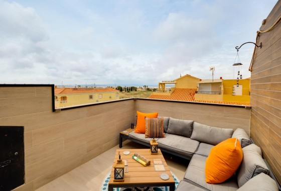 Resale - Wohnung / Apartment -
Torrevieja - La Siesta - El Salado - Torreta