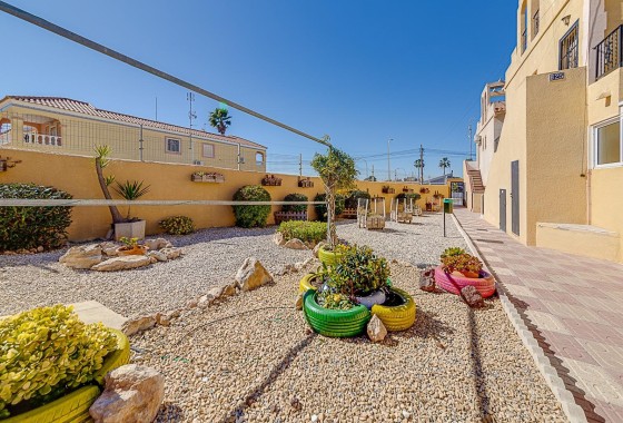 Resale - Wohnung / Apartment -
Torrevieja - La Siesta - El Salado - Torreta
