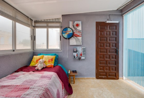 Resale - Wohnung / Apartment -
Torrevieja - La Siesta - El Salado - Torreta