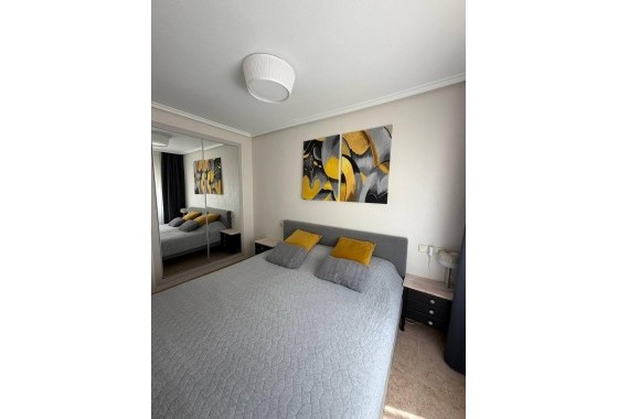 Revente - Appartement -
Torrevieja - Center