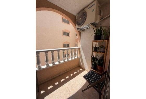 Revente - Appartement -
Torrevieja - Center